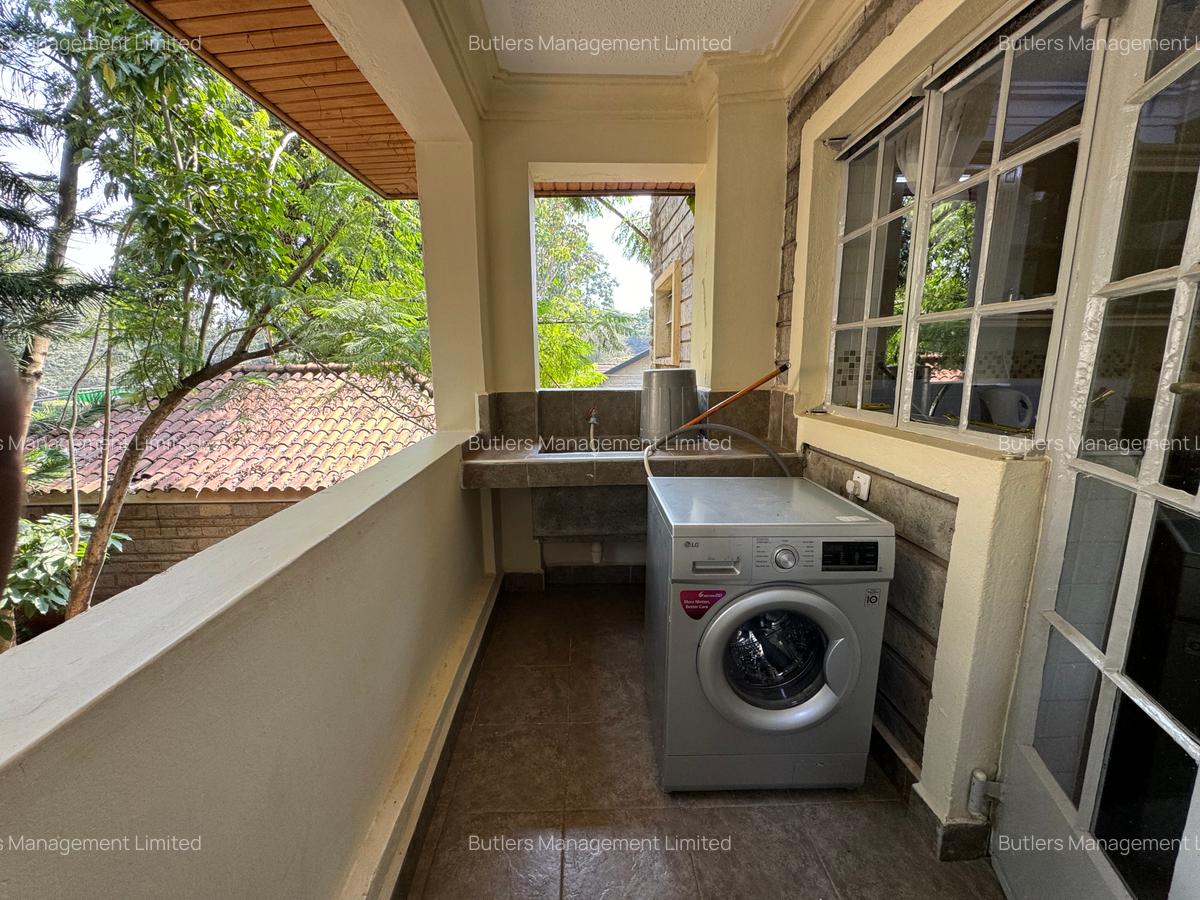 Serviced 2 Bed Apartment with En Suite in Brookside - 8