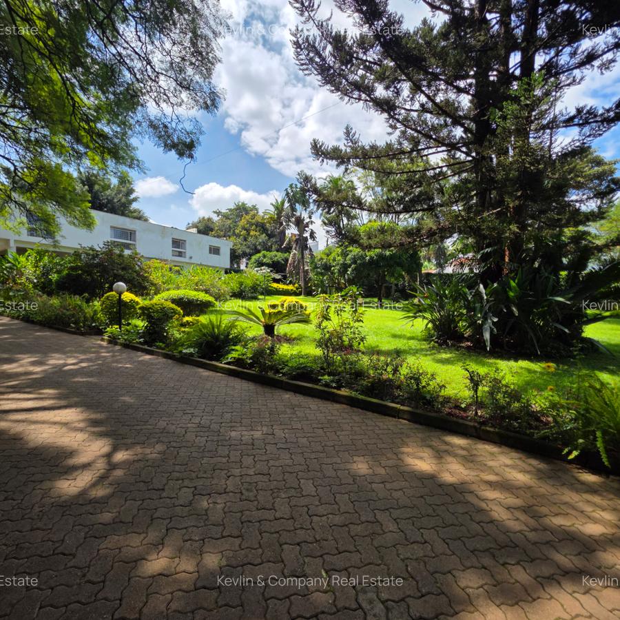 1 ac Land in Thigiri - 3