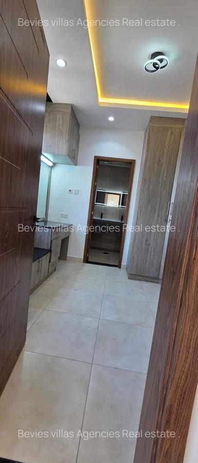 4 Bed Apartment with En Suite at Parklands - 15