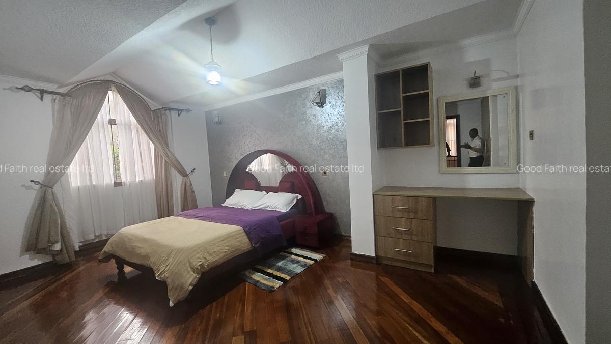 4 Bed House with En Suite in Runda - 5