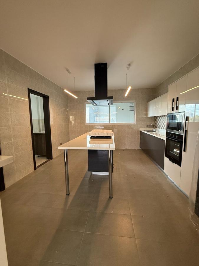 2 Bed Apartment with En Suite in Riverside - 9