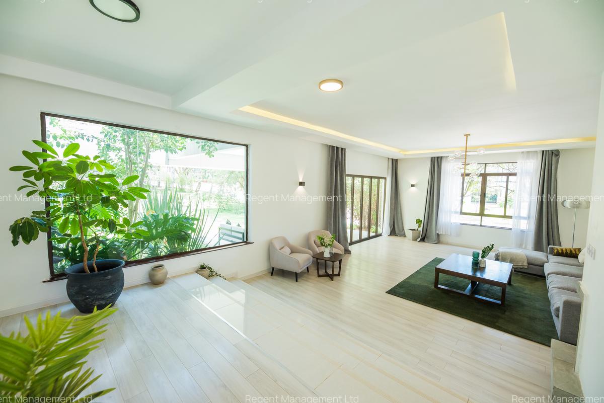 5 Bed Villa with En Suite at Oloolua - 14