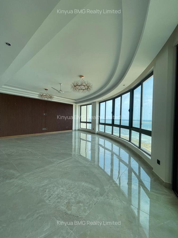 Serviced 3 Bed Apartment with En Suite in Nyali Area - 4