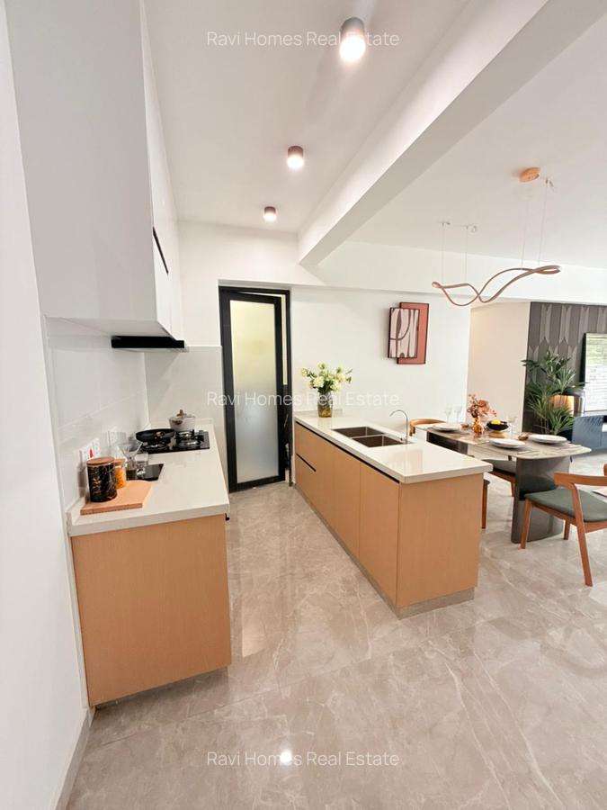 3 Bed Apartment with En Suite in Lavington - 14