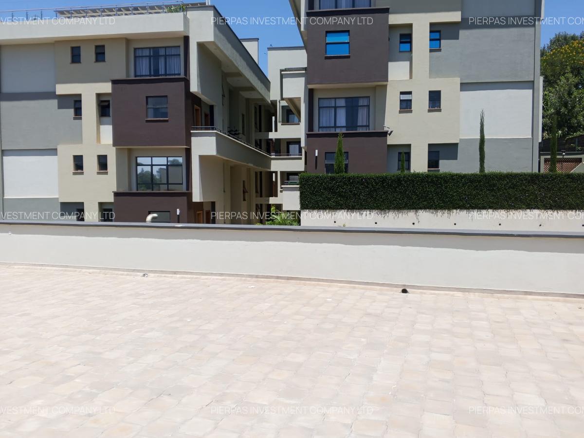 4 Bed Townhouse with En Suite in Runda - 1