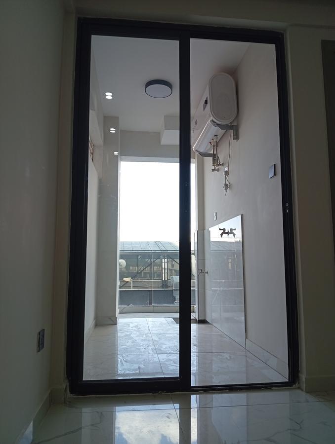 1 Bed Apartment with Gym in Kilimani - 10
