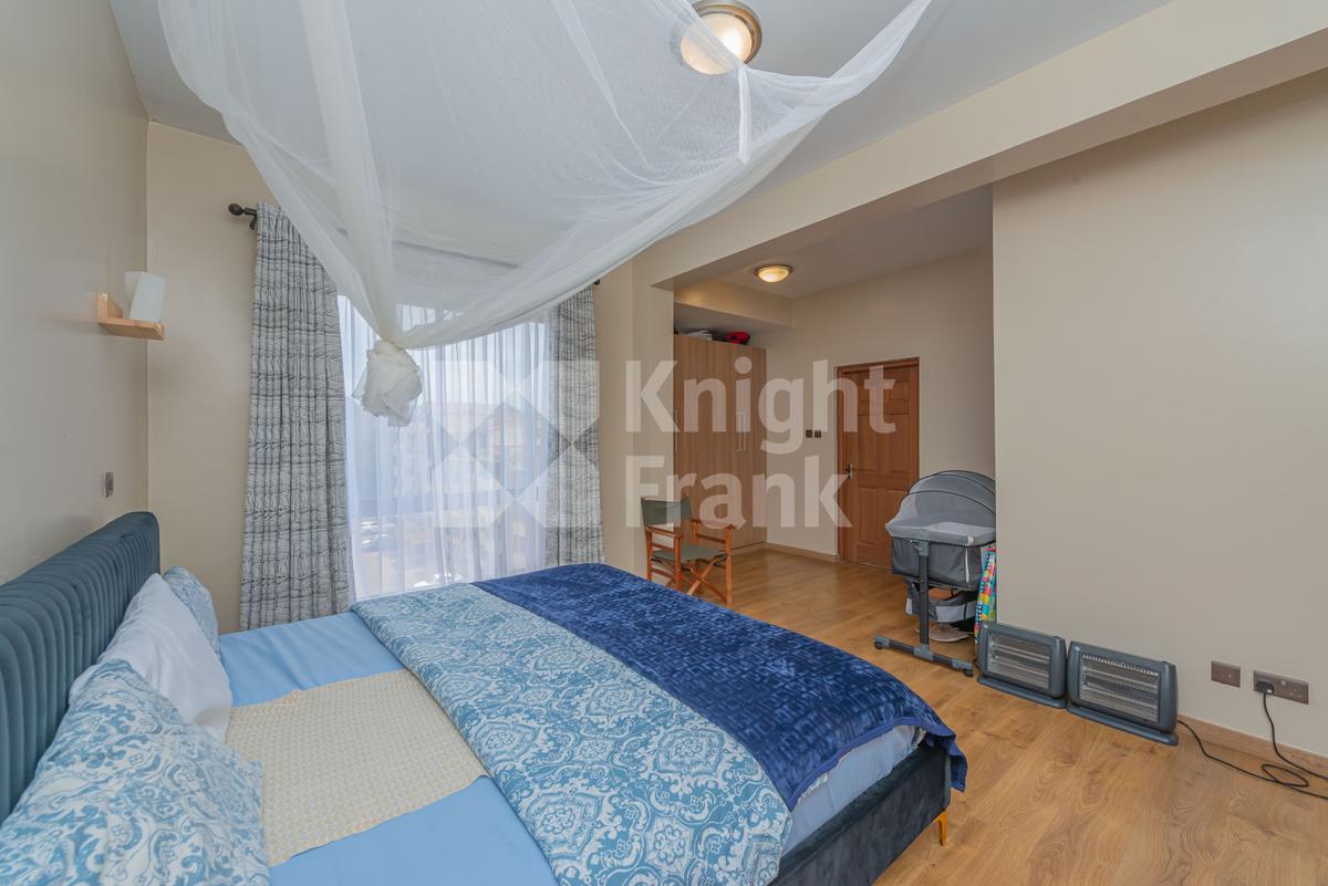 3 Bed Apartment with En Suite at Vanga Street - 14