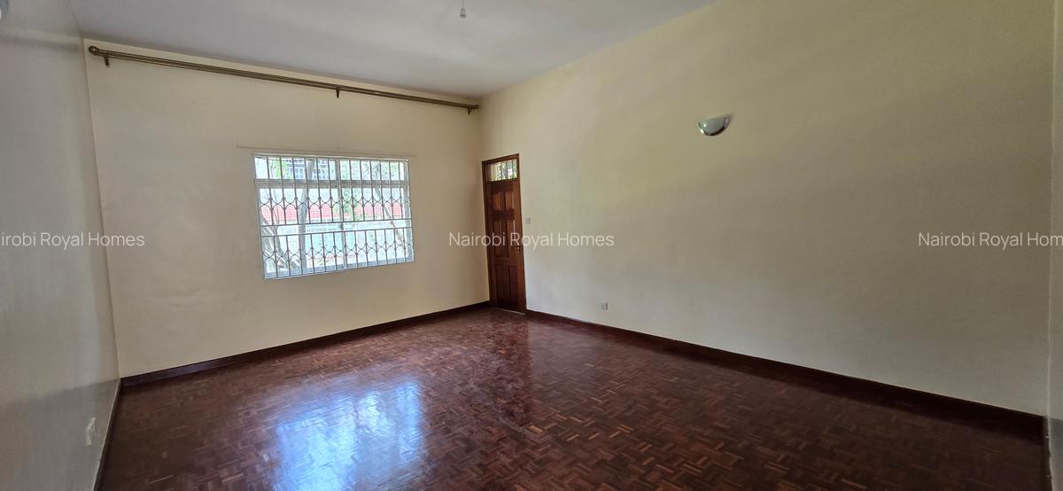 5 Bed Townhouse with En Suite at Lavington Green - 5