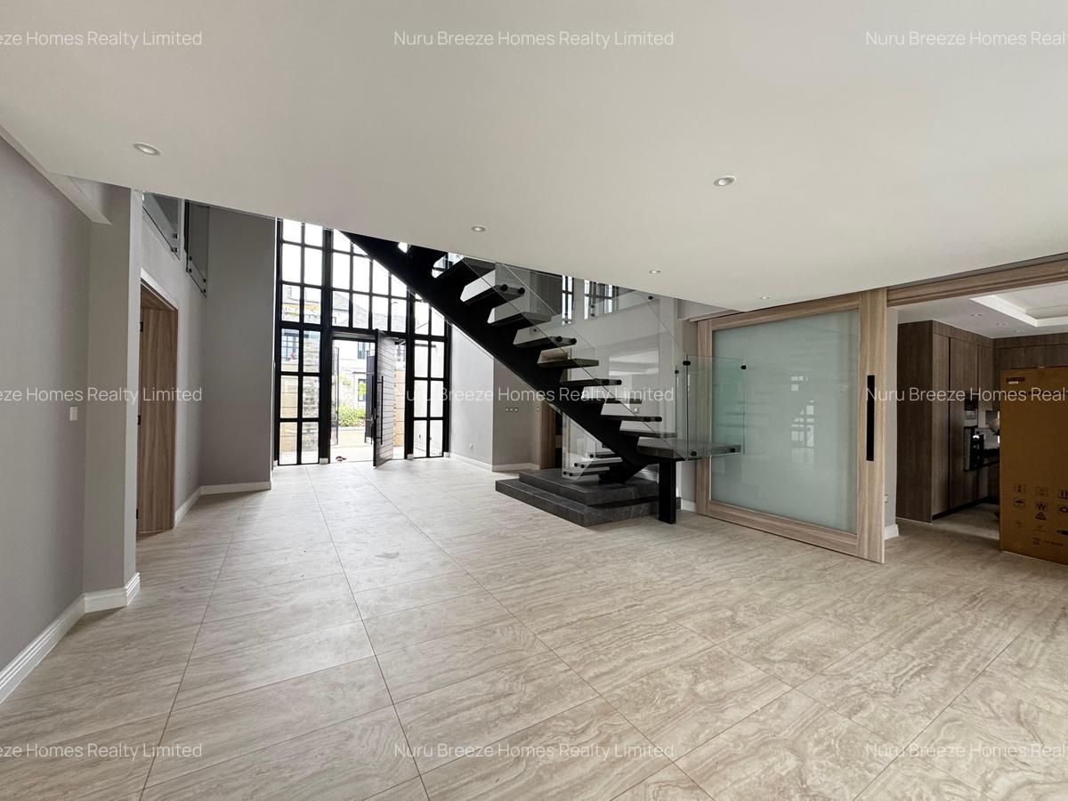 4 Bed Townhouse with En Suite in Runda - 13