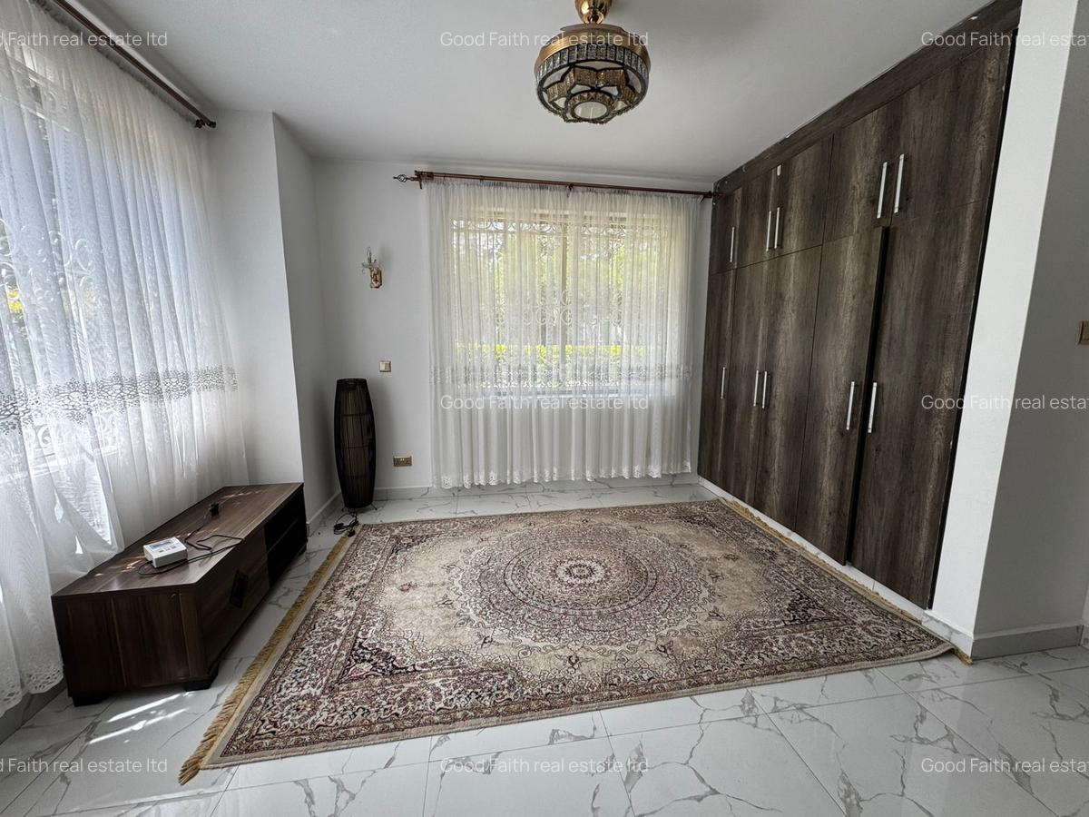 5 Bed Villa with En Suite in Karen - 9