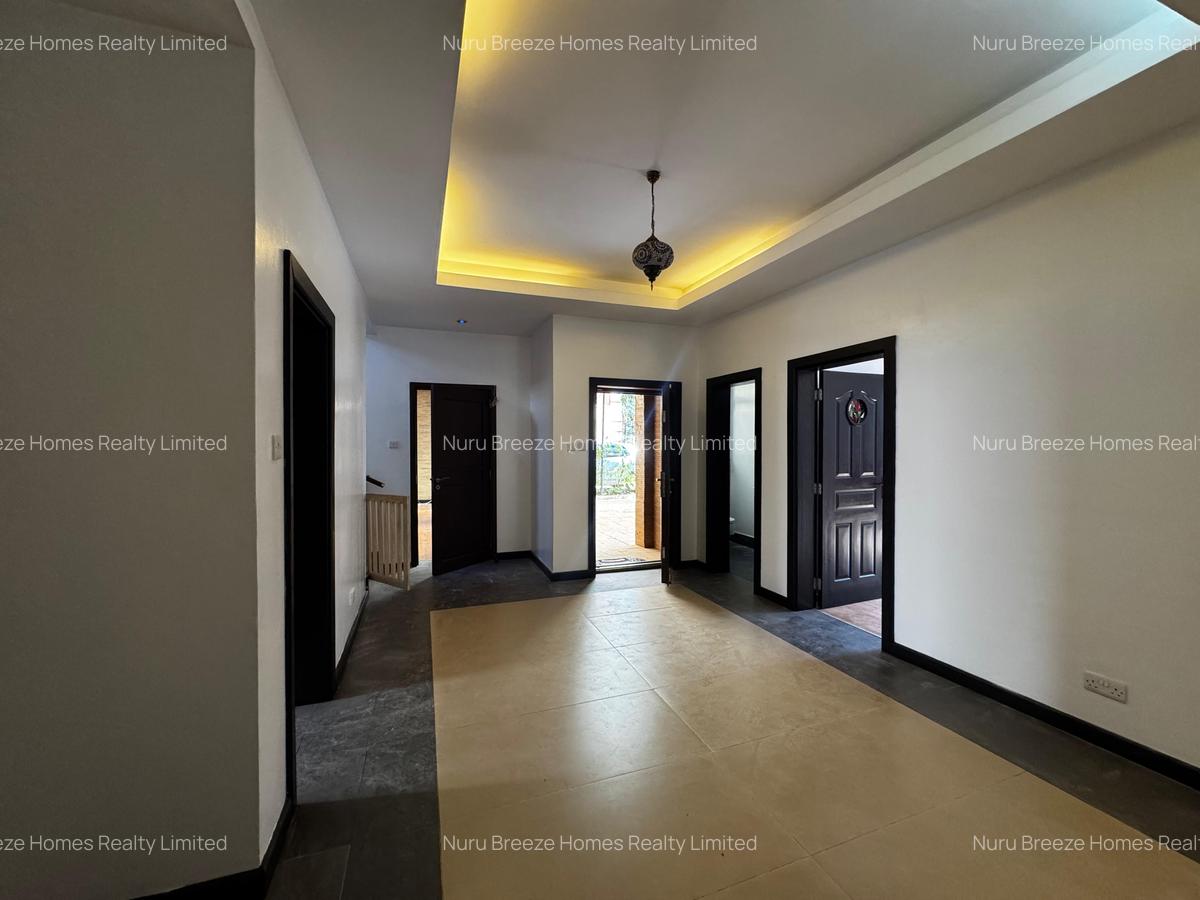 5 Bed Townhouse with En Suite in Lavington - 13