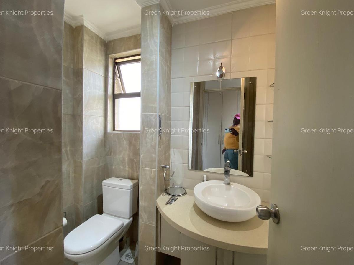 Serviced Studio Apartment with En Suite in Lavington - 11