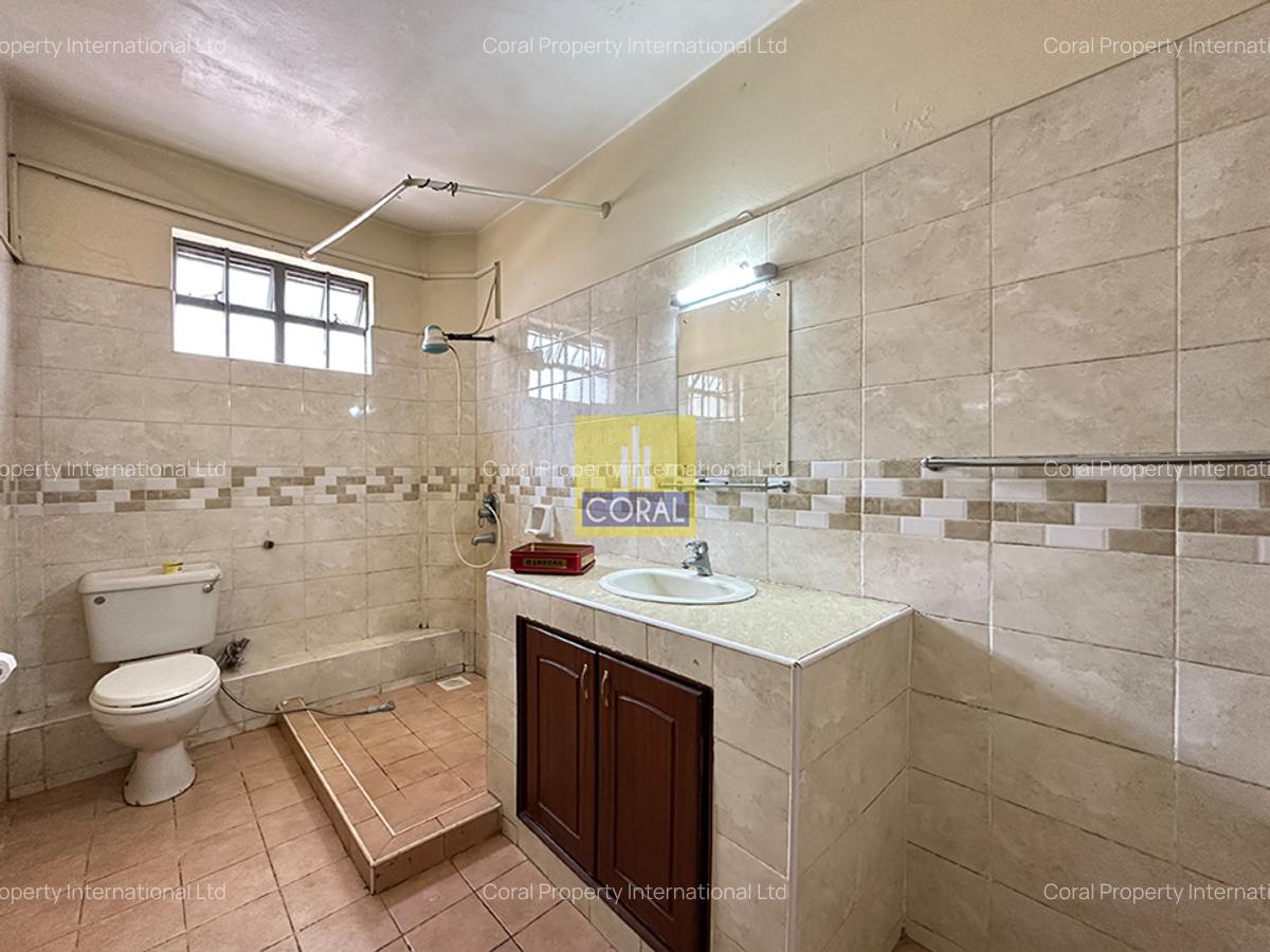 4 Bed Apartment in Westlands Area - 14