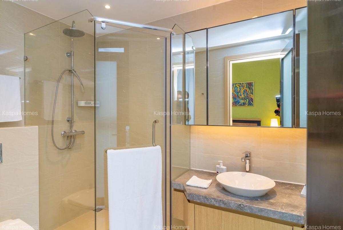 Serviced 3 Bed Apartment with En Suite in Westlands Area - 16