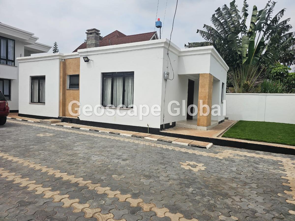 2 Bed House with En Suite in Runda