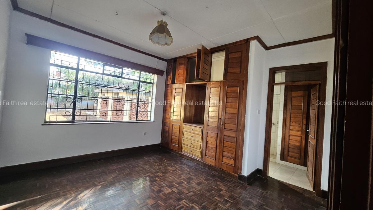 5 Bed House with En Suite in Gigiri - 17