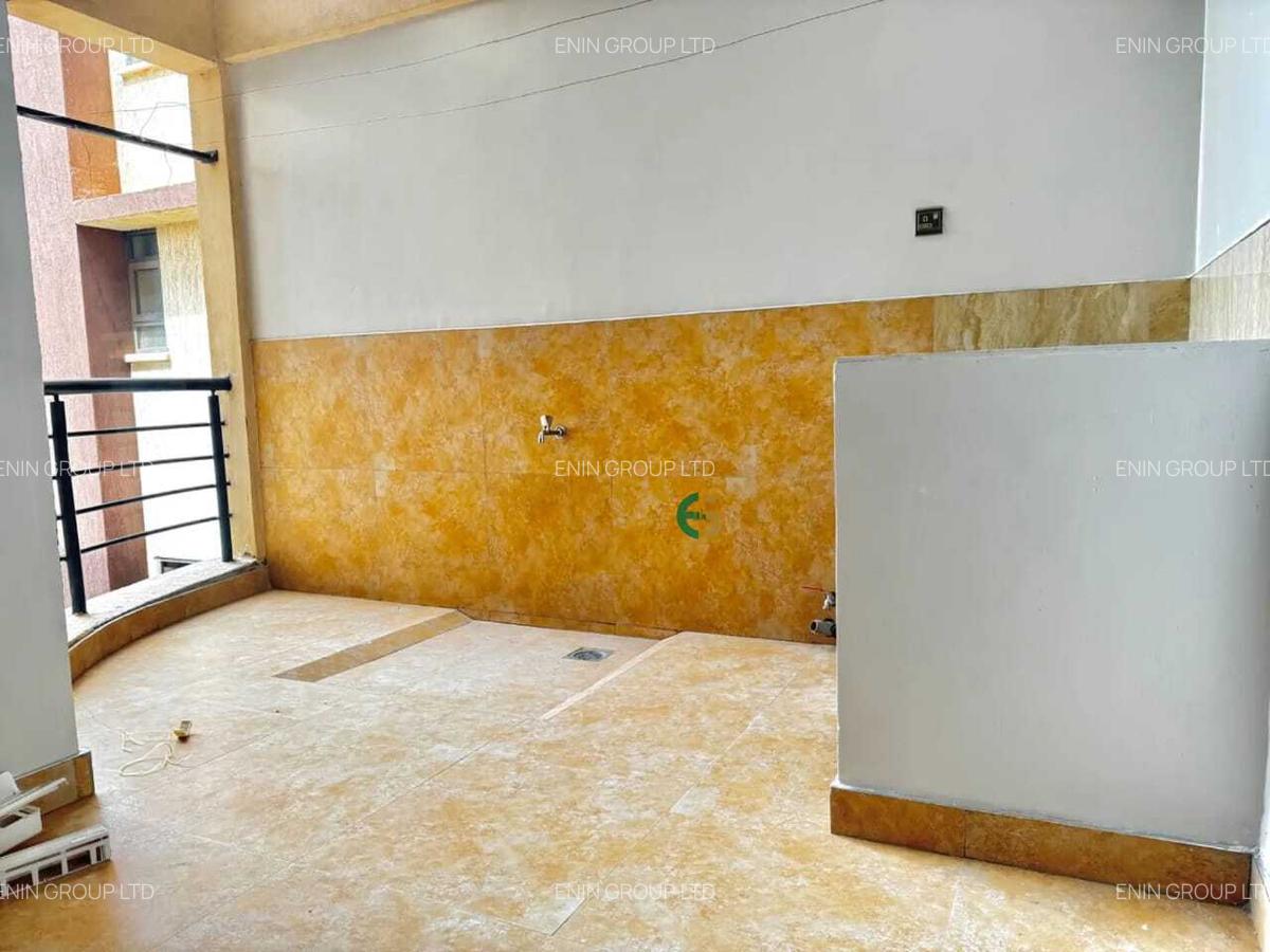 3 Bed Apartment with En Suite at Riverside Drive - 18