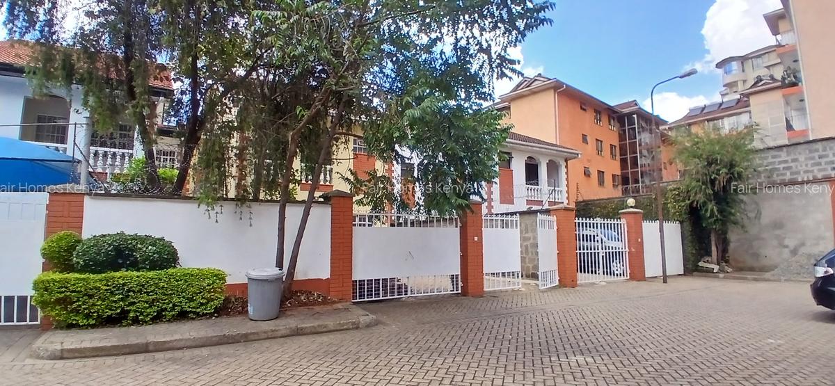 4 Bed Townhouse with En Suite at Gitanga Road - 2