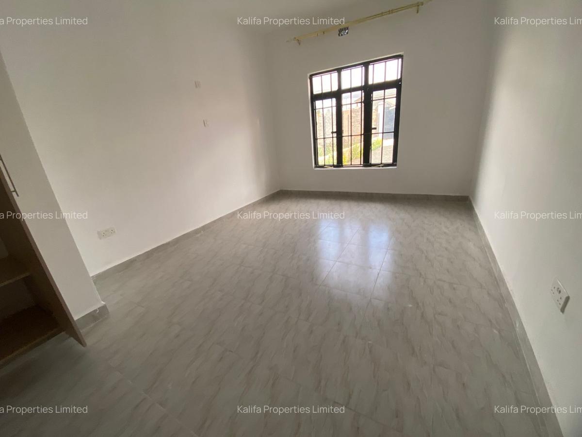 3 Bed House with En Suite in Kitengela - 11