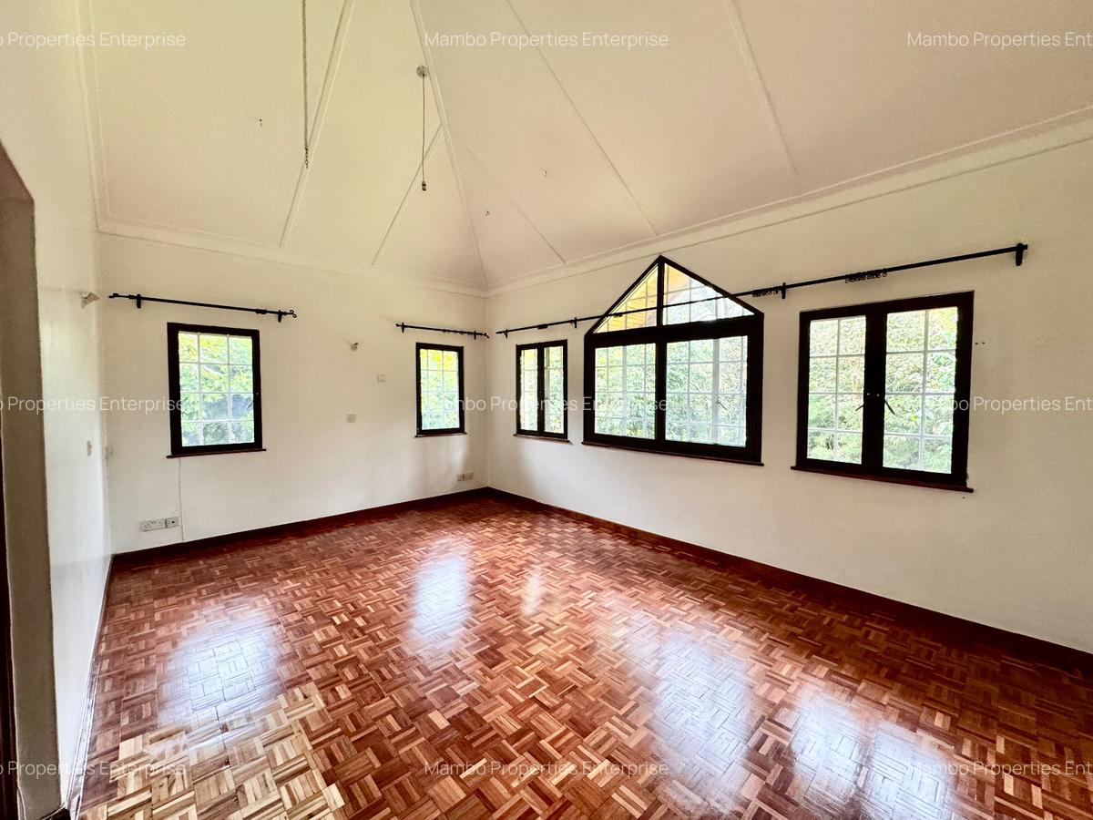 5 Bed Townhouse with En Suite at Off Red Hill Rd - 13