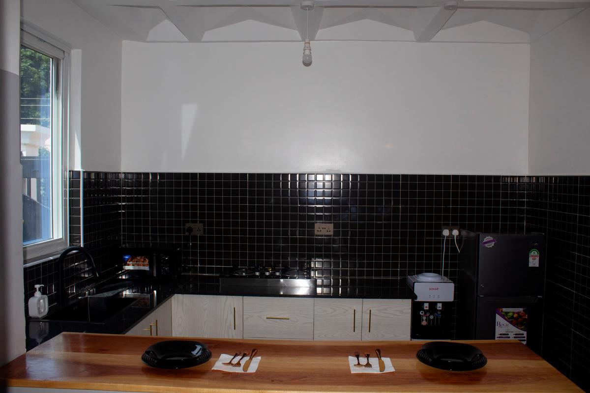 Serviced 1 Bed Apartment with Borehole at Bofa - 8