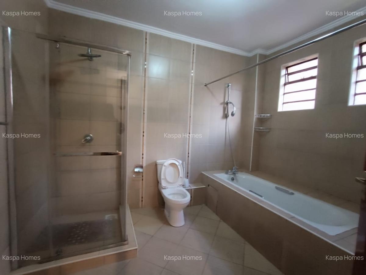 3 Bed Apartment with En Suite in Lavington - 10