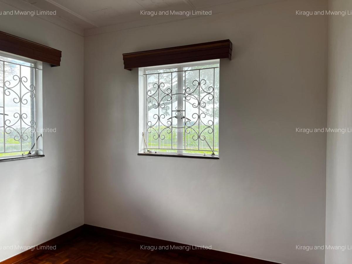 3 Bed House with Garden at Cianda - 7