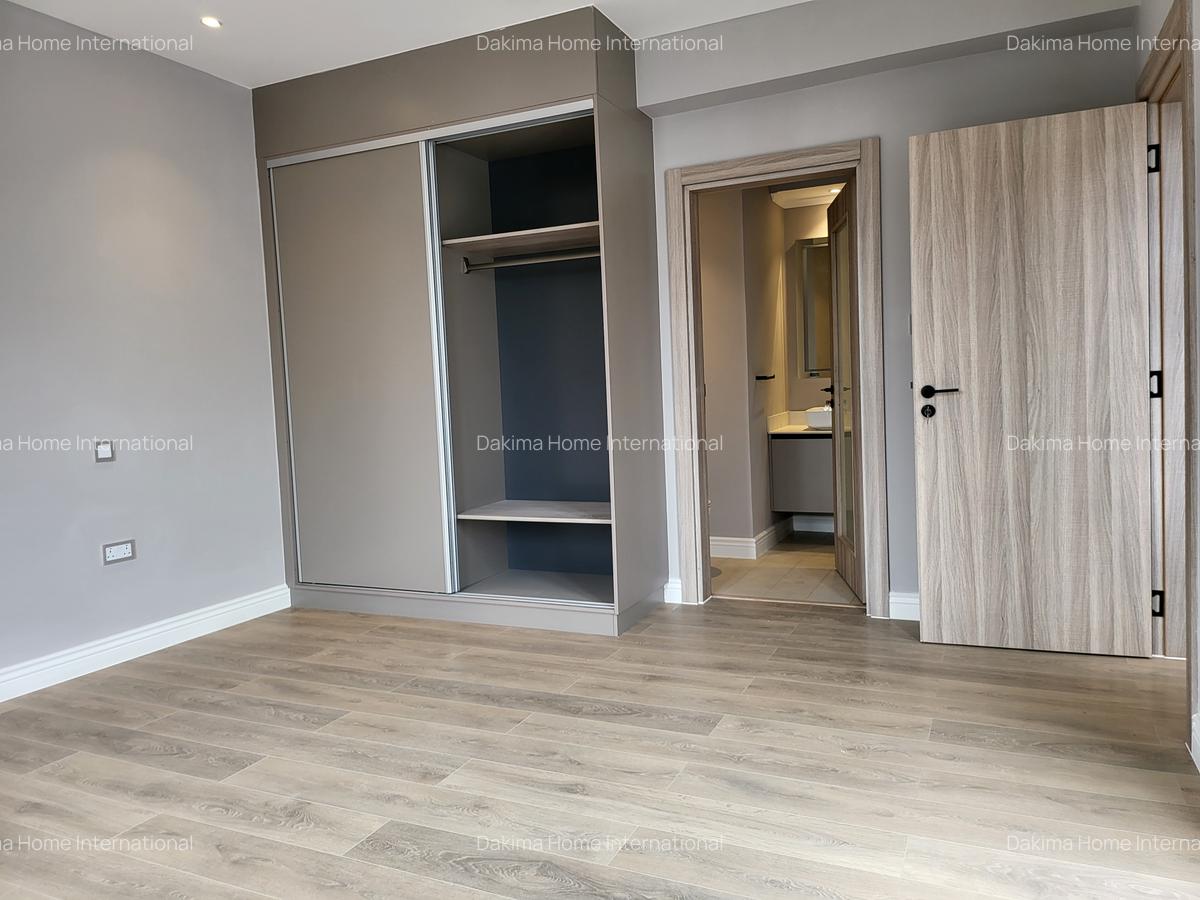 4 Bed Townhouse with En Suite in Runda - 13