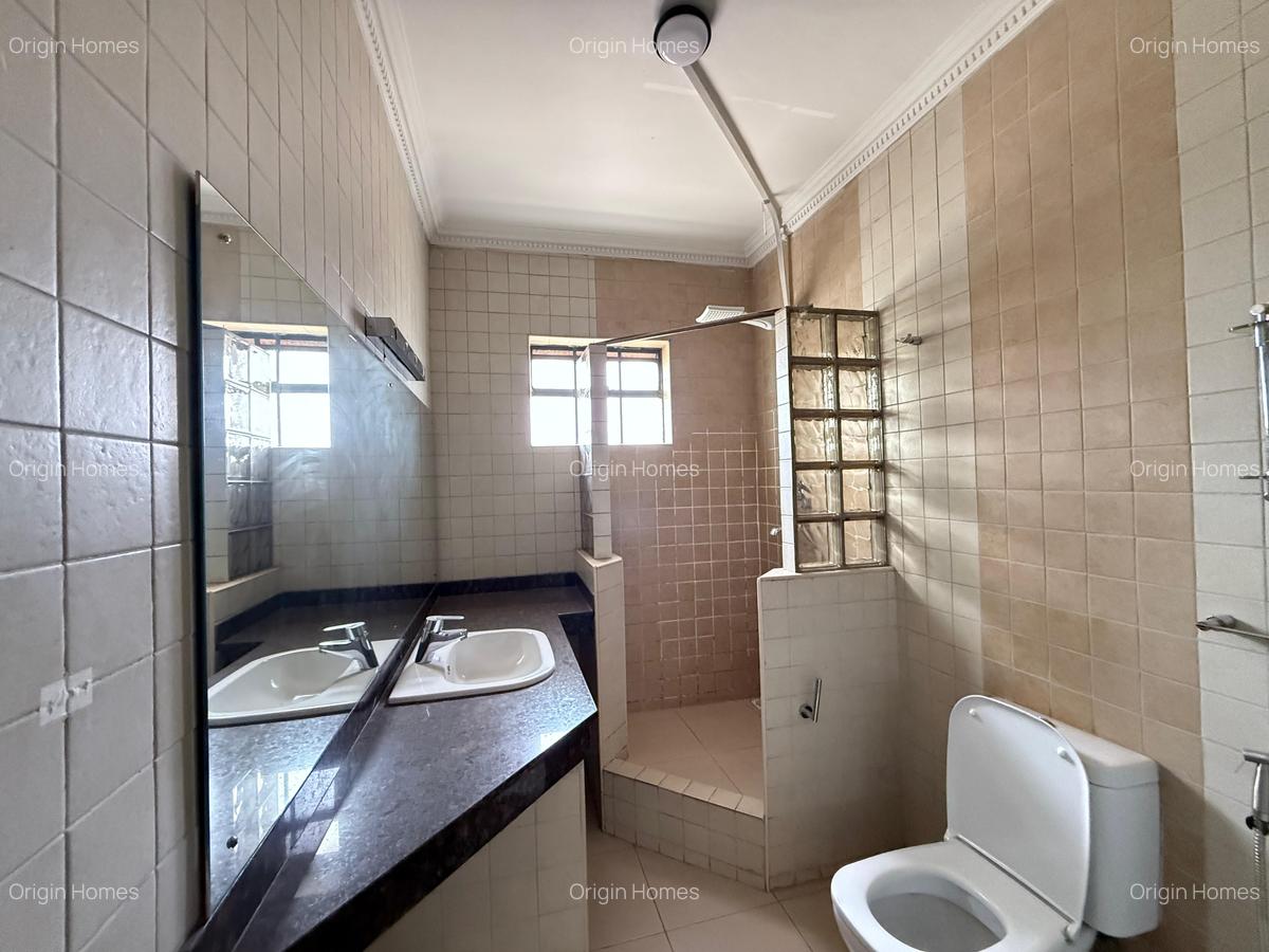 3 Bed Apartment with En Suite at Westlands - 7