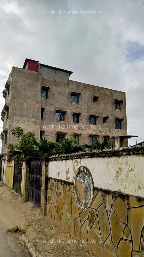 Serviced 10 Bed Apartment with En Suite at Bamburi - 14