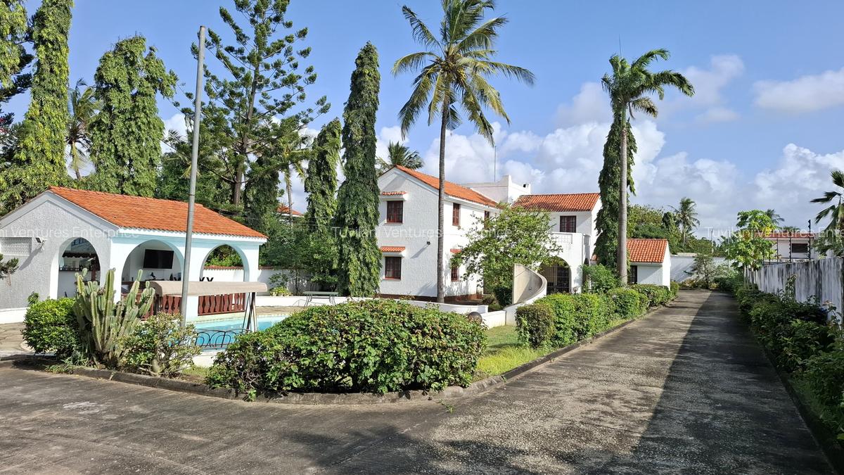 4 Bed Villa with En Suite at Nyali Mombasa - 7