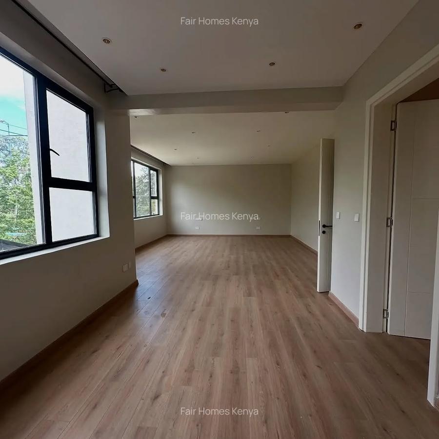 5 Bed Townhouse with En Suite at Manyani East - 10