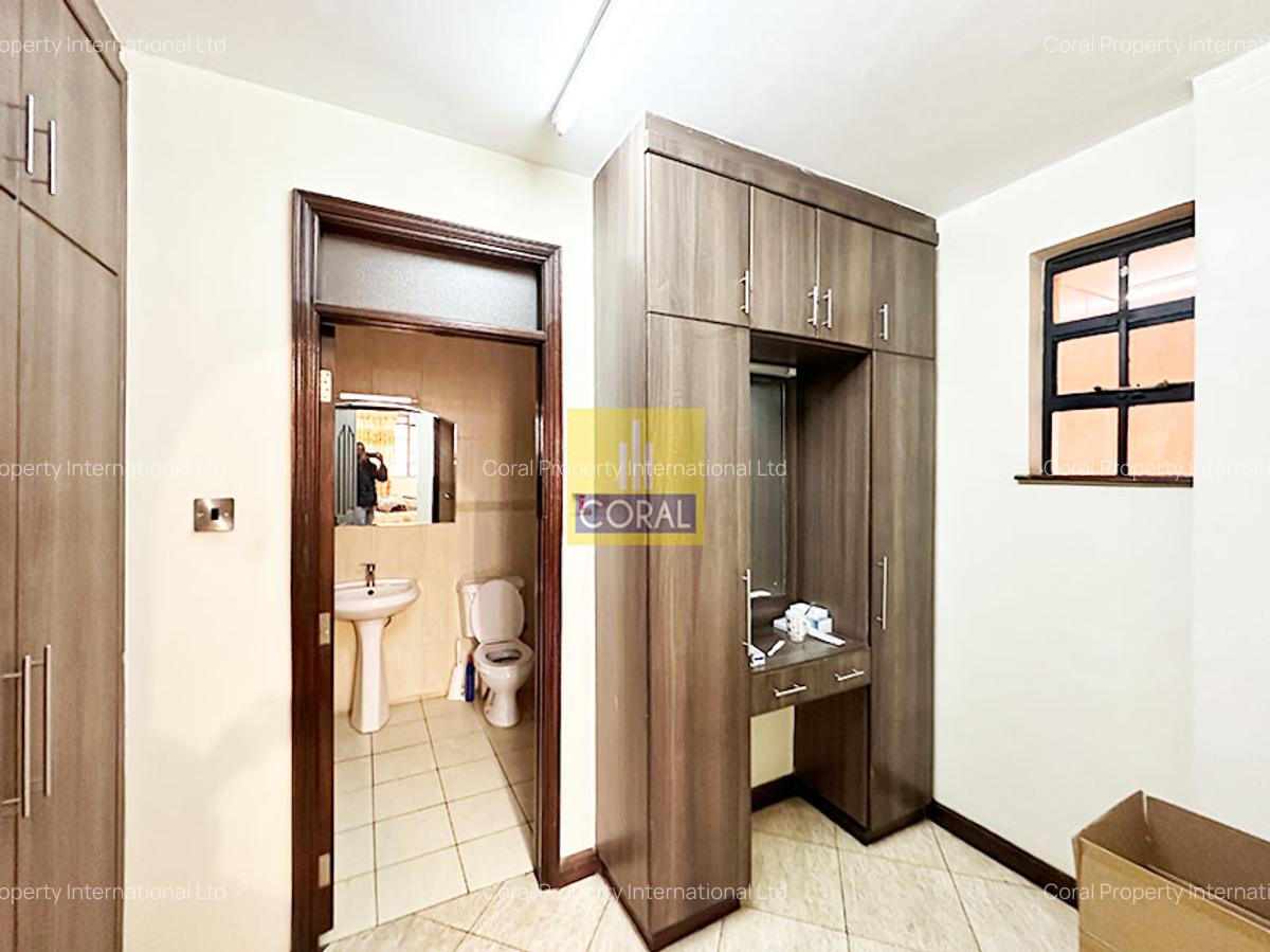 3 Bed Apartment in Upper Hill - 17