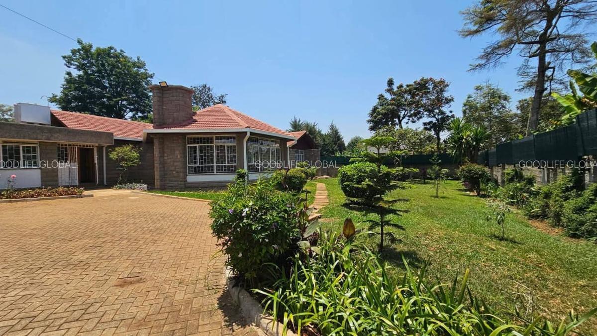 4 Bed House with En Suite at Loresho - 1