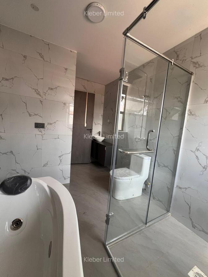 5 Bed House with En Suite in Ruiru - 7