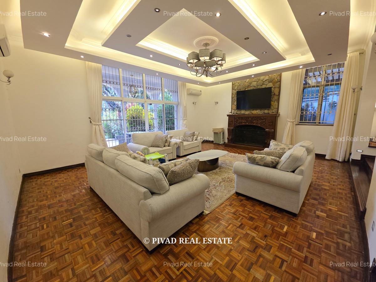 5 Bed Townhouse with Swimming Pool in Runda - 13