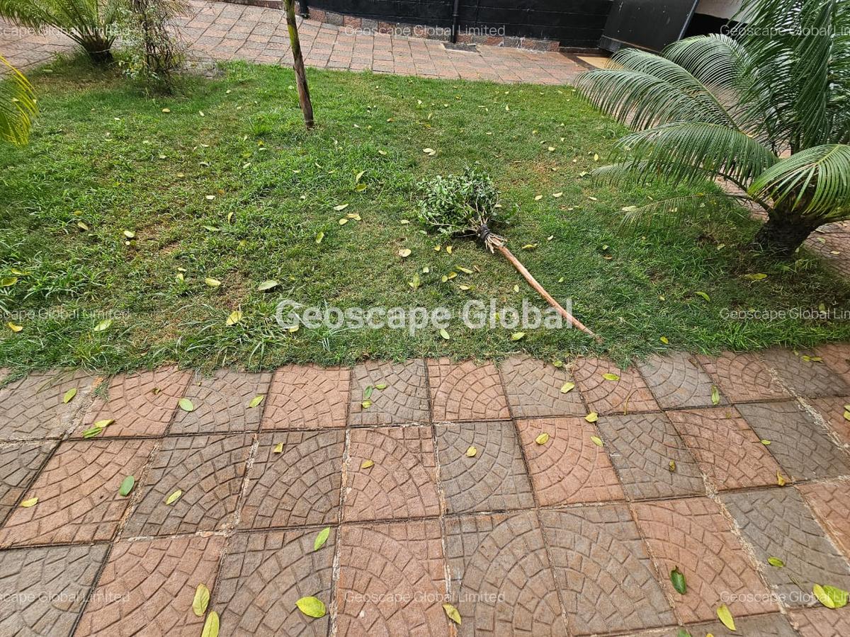 2 Bed House with En Suite in Runda - 1