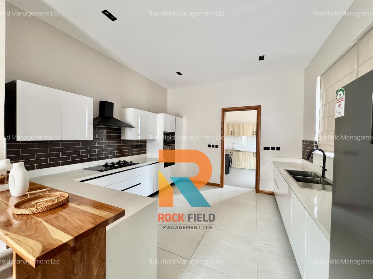 4 Bed Townhouse with En Suite in Loresho - 6