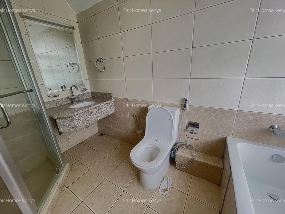 4 Bed Townhouse with En Suite at Chalbi Drive - 11