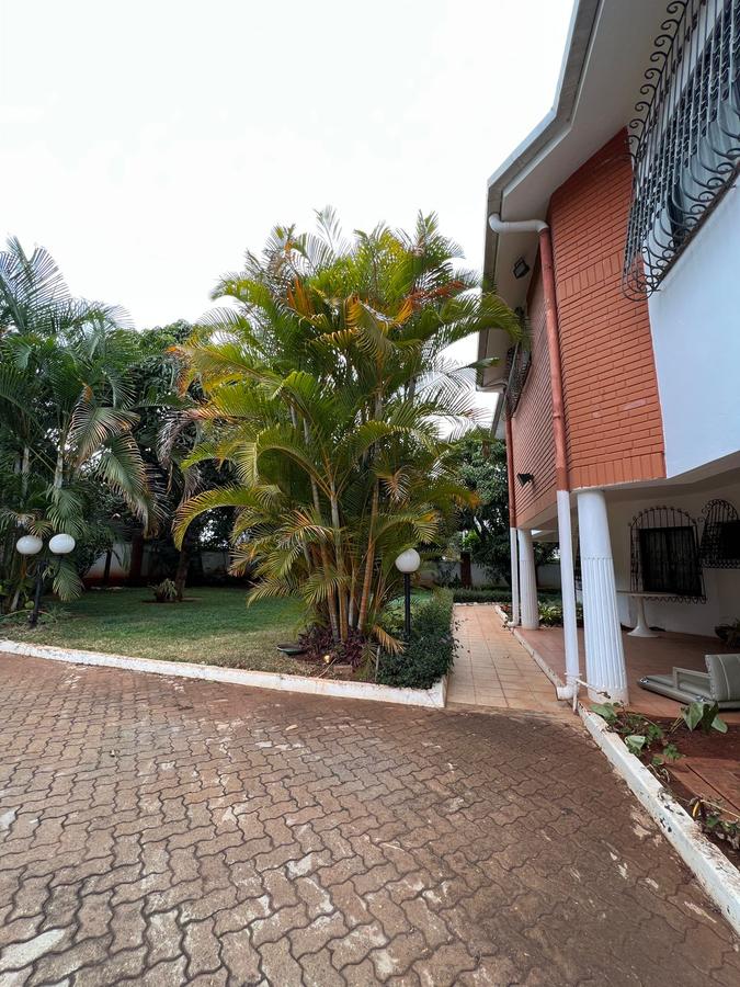 9 Bed House with Staff Quarters in General Mathenge - 1