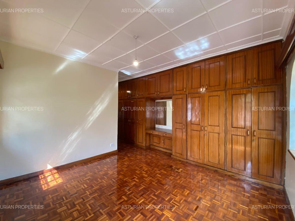 4 Bed Townhouse with En Suite in Runda - 5