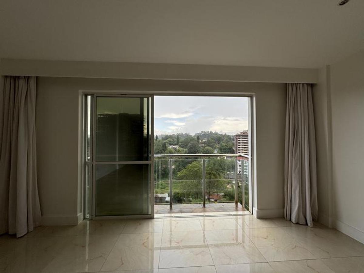 2 Bed Apartment with En Suite in Westlands Area - 2