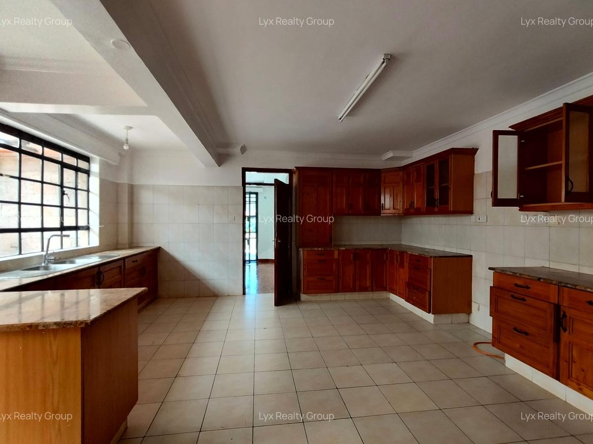 5 Bed Villa with En Suite in Karen - 10