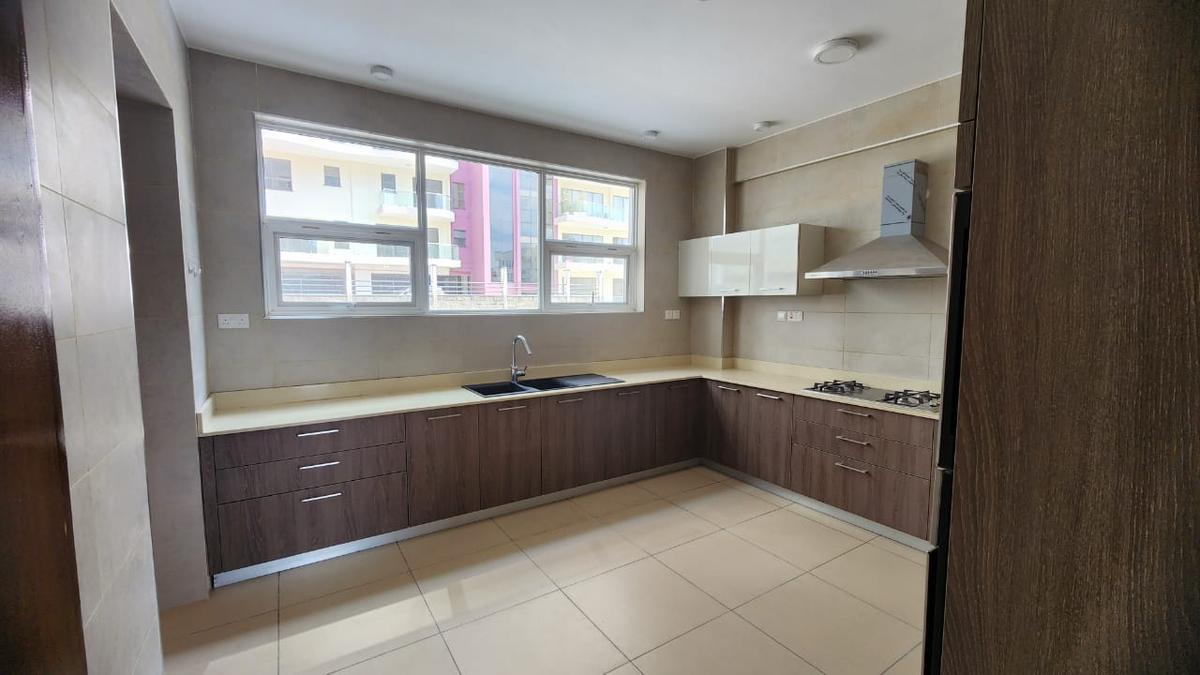 4 Bed Apartment with En Suite at General Mathenge - 2