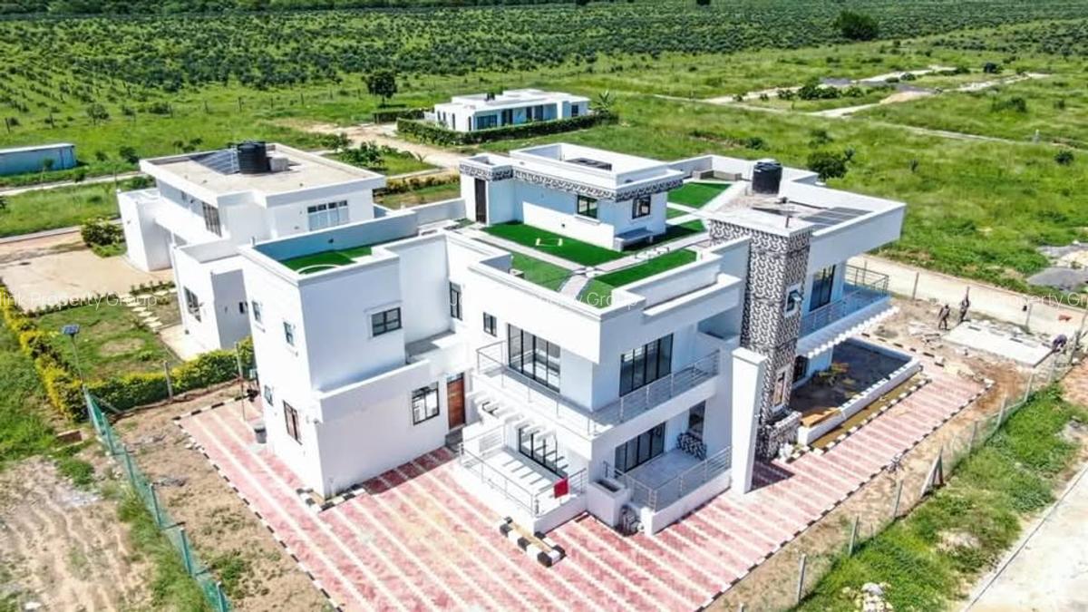 Residential Land in Nyali Area - 5