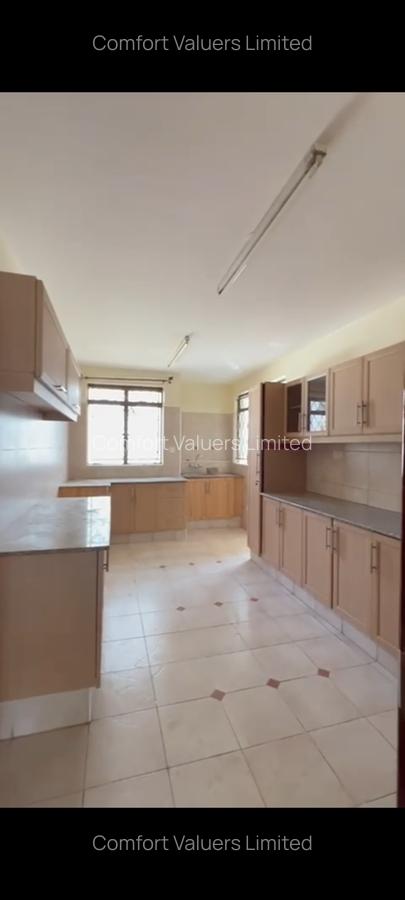 4 Bed Apartment with En Suite at Kilimani Near Yaya Centre - 5