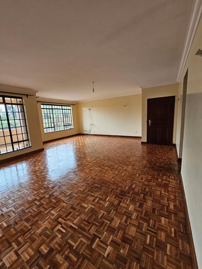 3 Bed Apartment with En Suite at Lavington - 11