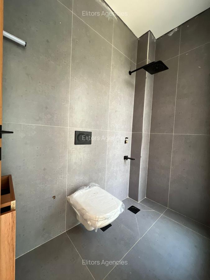 4 Bed Townhouse with En Suite at Kirawa Road - 14