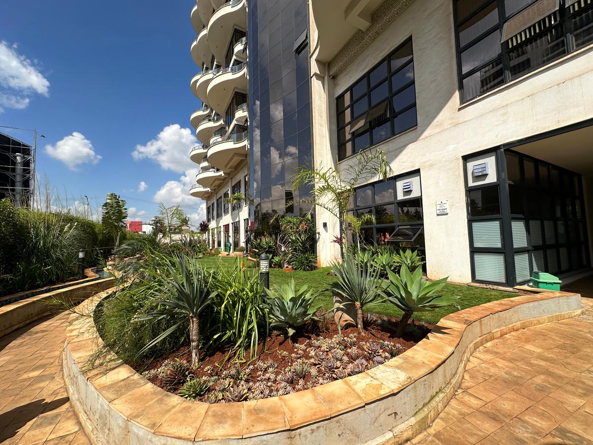 Serviced 2 Bed Apartment with En Suite in Westlands Area - 9