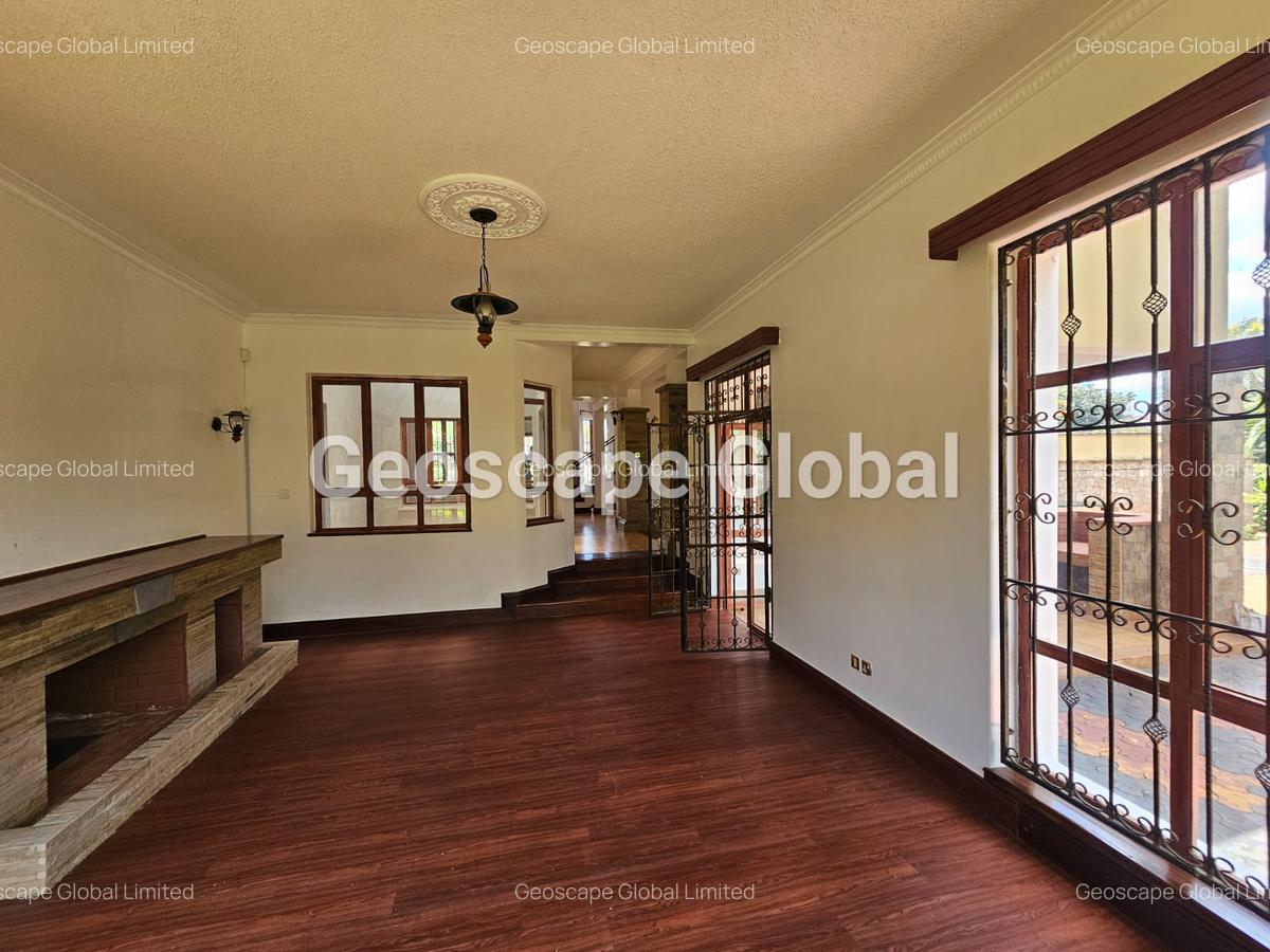 4 Bed House with En Suite in Runda - 12